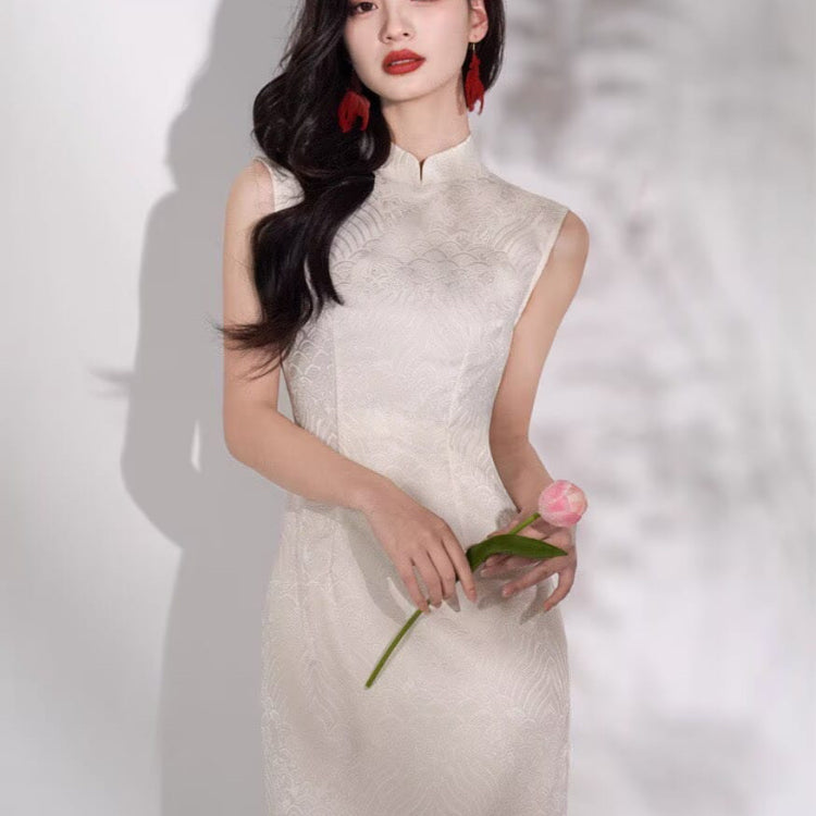 Beth and Brian Qipao-SWW Madeline Sleeveless Wave Jacquard Midi Cheongsam (3 Colors)