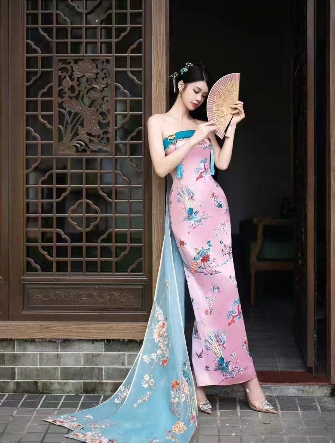 Beth and Brian Qipao-MY Tube top, Peacock embroidery, high-end, pink long Cheongsam