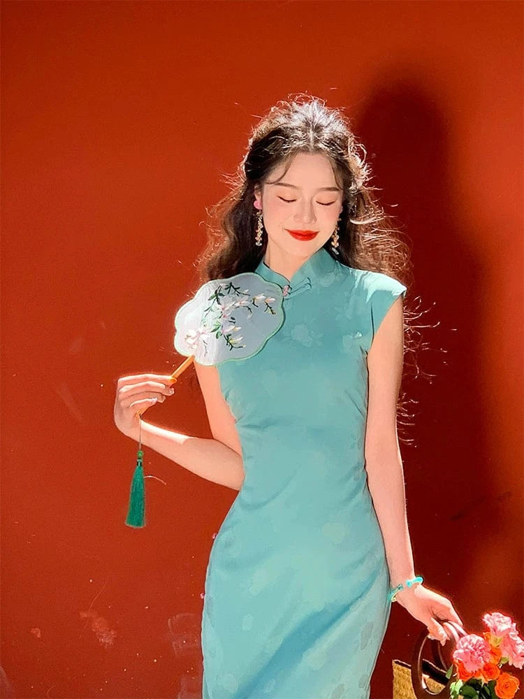 Beth and Brian Qipao-LSB Spring and summer collection, green midi Cheongsam