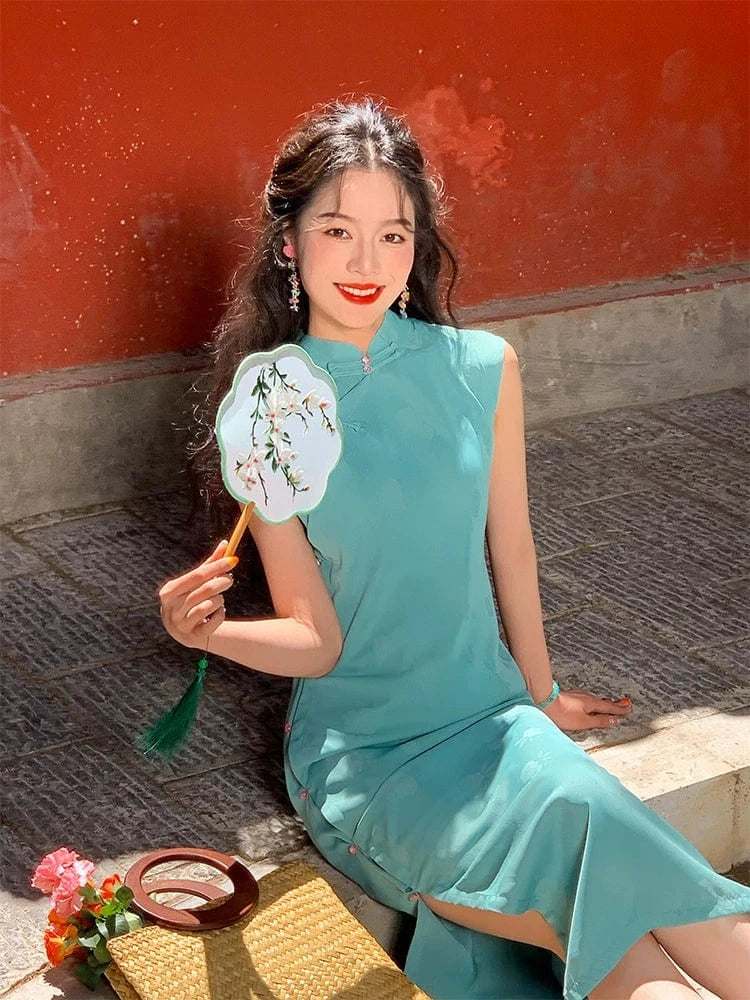 Beth and Brian Qipao-LSB Spring and summer collection, green midi Cheongsam