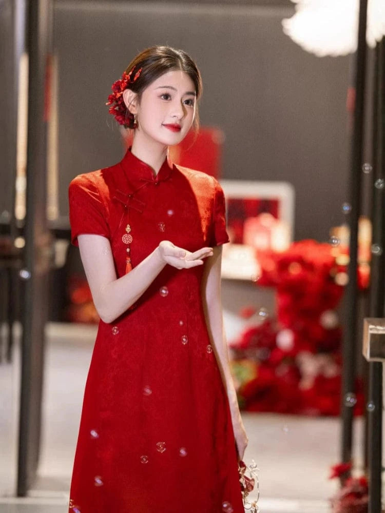 Beth and Brian Qipao-CZX Floral pattern, beige&red midi Ao dai