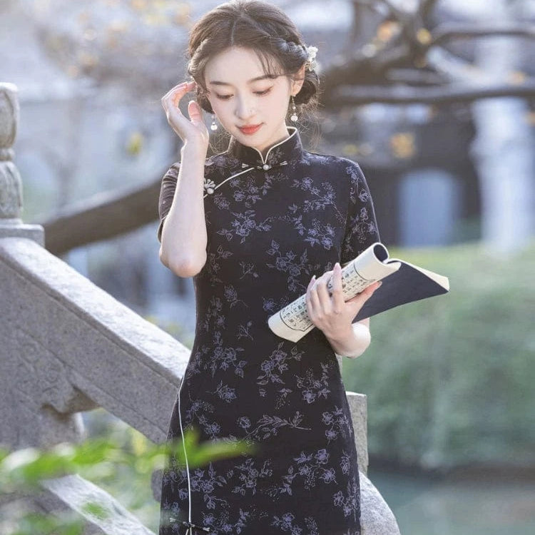 Beth and Brian Qipao-MYJ Floral print, black&white short Cheongsam
