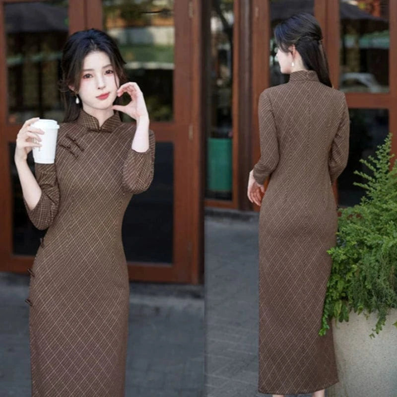 Beth and Brian Qipao-SYK Spring collection, brown knitting midi Cheongsam