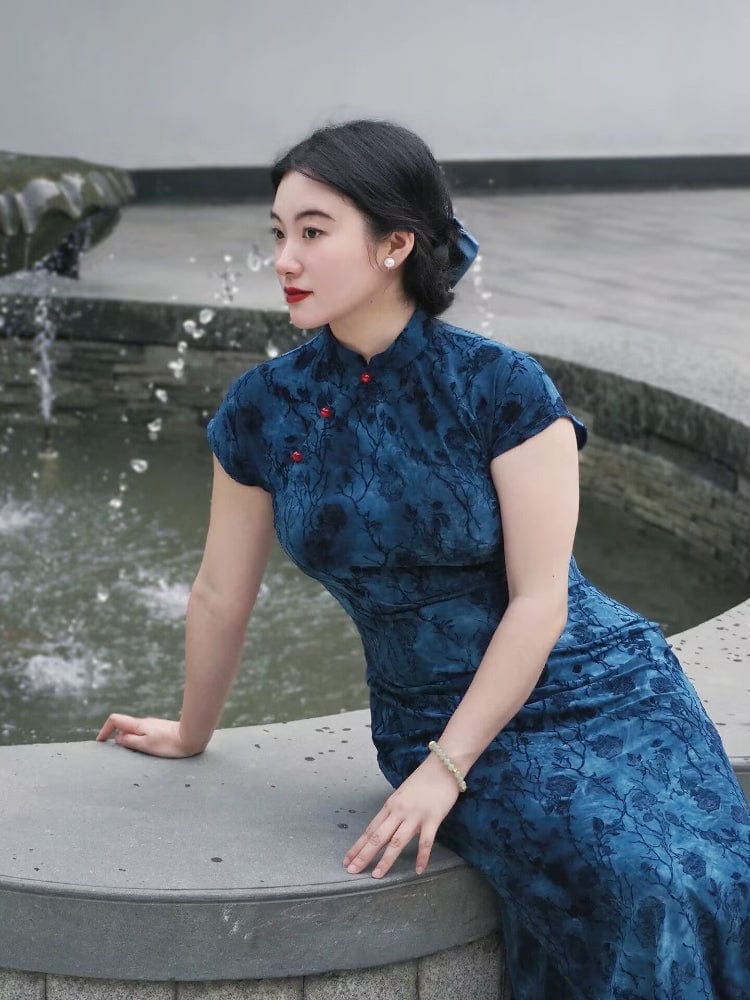 Beth and Brian Qipao-JNX Floral pattern, blue long plus size Cheongsam