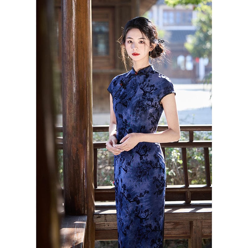 Beth and Brian Qipao-HY Chenille floral midi plus size Cheongsam with raglan sleeves