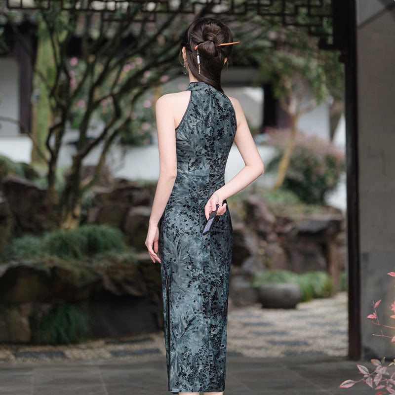 Beth and Brian Qipao-JLM New Chinese style (新中式), velvet midi Cheongsam