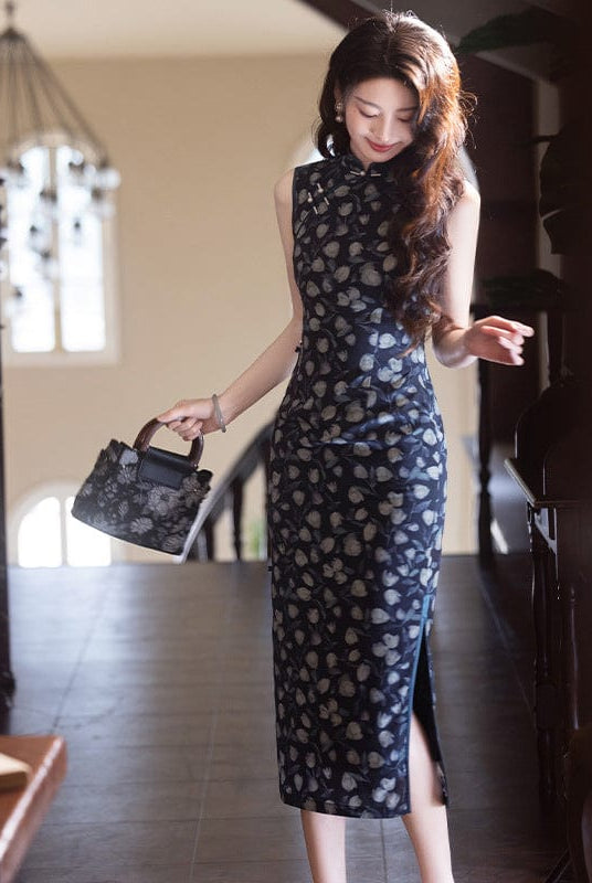 Beth and Brian Qipao-JLM Sleeveless, floral patten, navy blue midi Cheongsam
