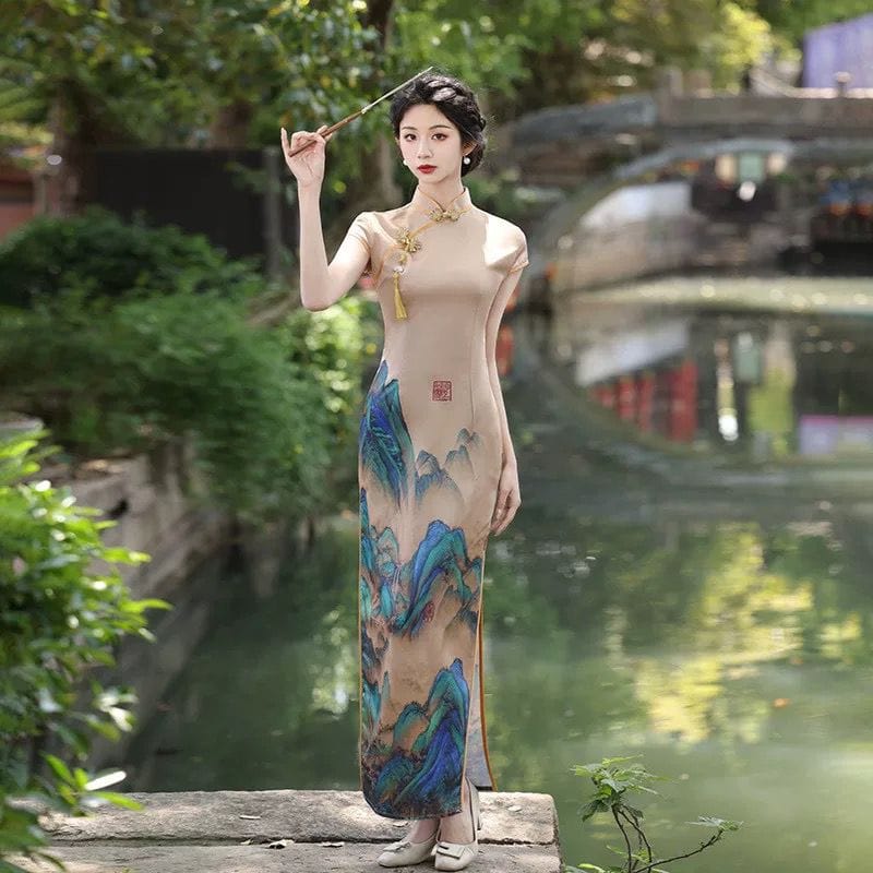 Beth and Brian Qipao-SZZM Thousand Miles of Mountains and Rivers pattern, brown long Cheongsam