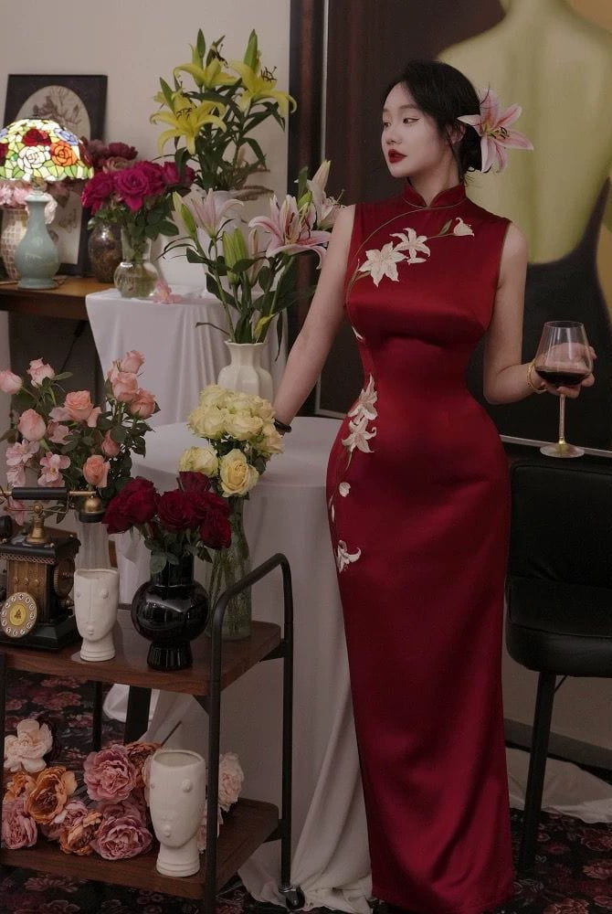 Beth and Brian Qipao-TZ Lily Flower Embroidery, acetate fabric, high-end long Cheongsam