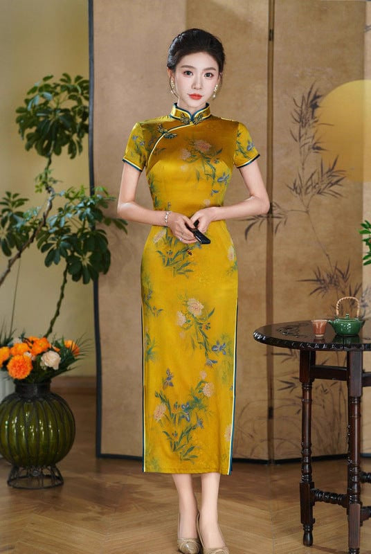 Beth and Brian Qipao-QHJS 19 mome mulberry silk, high-end, yellow long Cheongsam