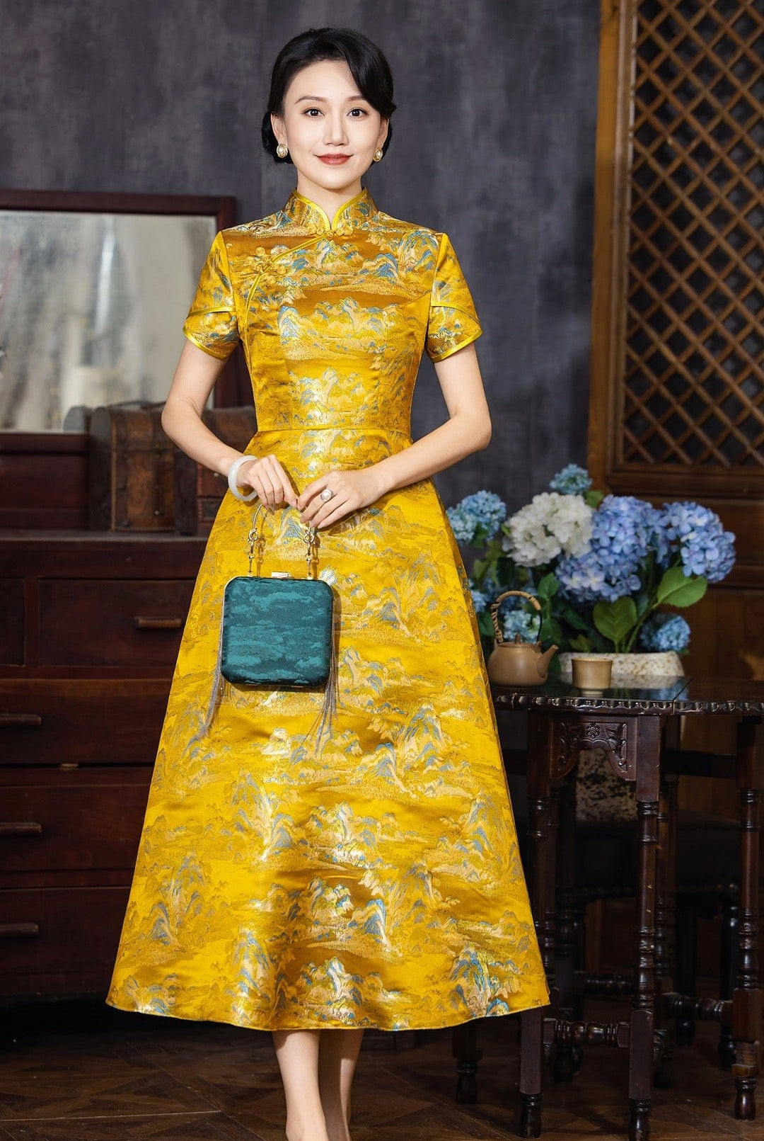 Beth and Brian Qipao-Exclusivedesigner Exclusive designer collection,Thousands Miles of Mountains and Rivers midi cheongsam