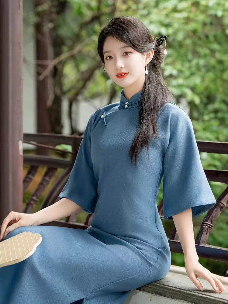 Beth and Brian Qipao-XD Old Shanghai style, plain pattern, blue long Cheongsam
