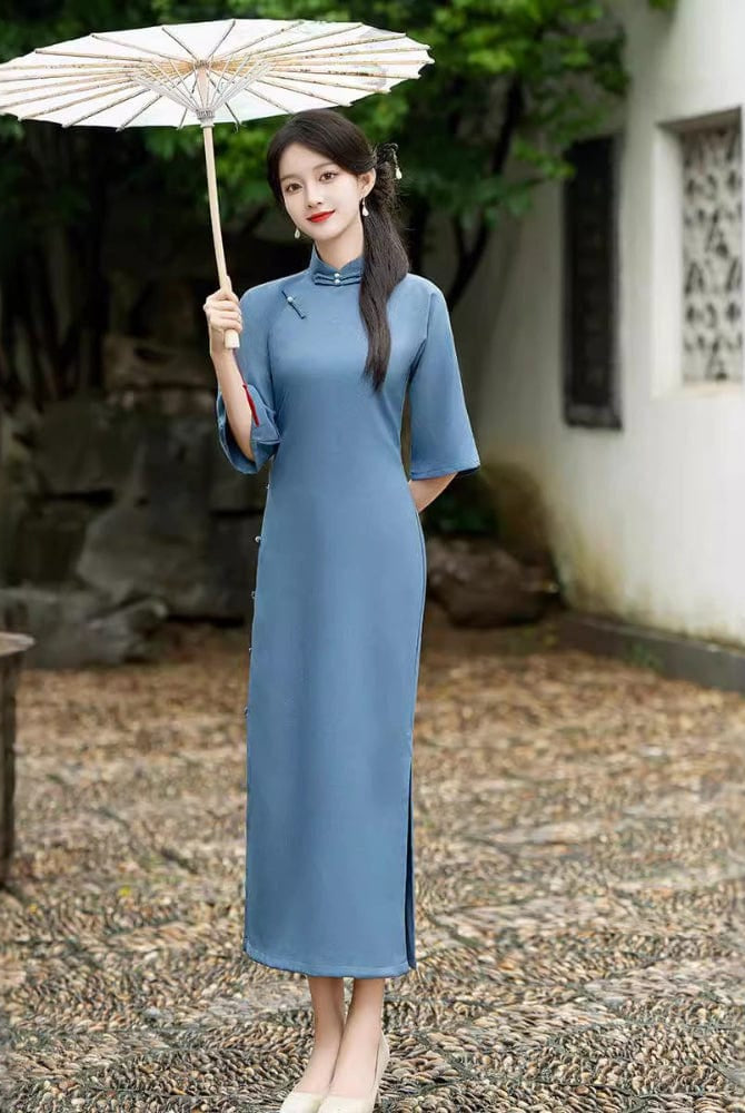 Beth and Brian Qipao-XD Old Shanghai style, plain pattern, blue long Cheongsam