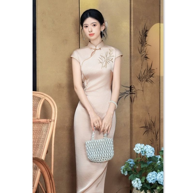 Beth and Brian Qipao-SYK Leaf embroidery, New Chinese style(新中式), satin long Cheongsam