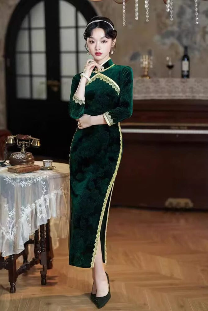 Beth and Brian Qipao-TF Jacquard silk, retro green long Cheongsam