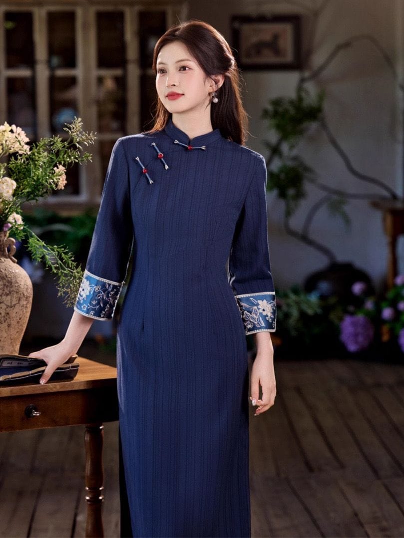 Beth and Brian Qipao-JN Stripe pattern, TR jacquard cotton mid-length Cheongsam