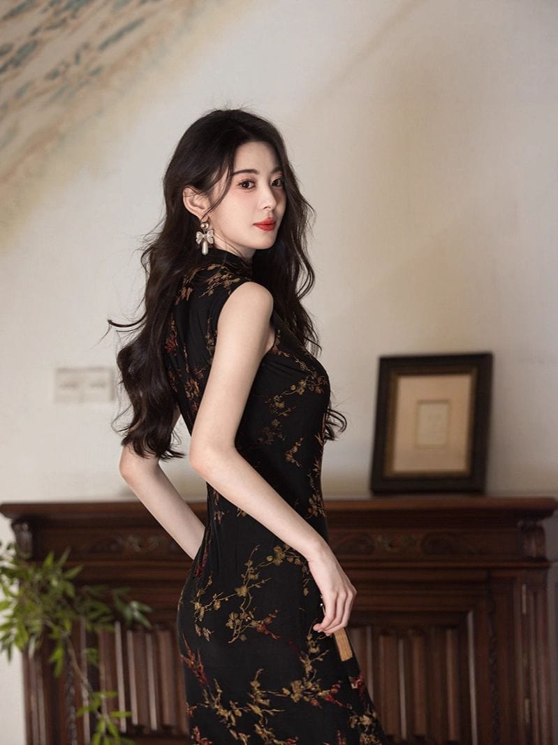 Beth and Brian Qipao-JLM New Chinese style(新中式), water drop collar long Cheongsam