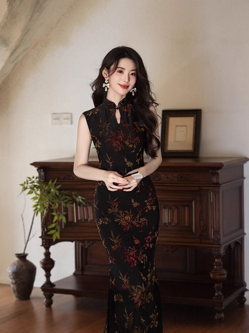 Beth and Brian Qipao-JLM New Chinese style(新中式), water drop collar long Cheongsam
