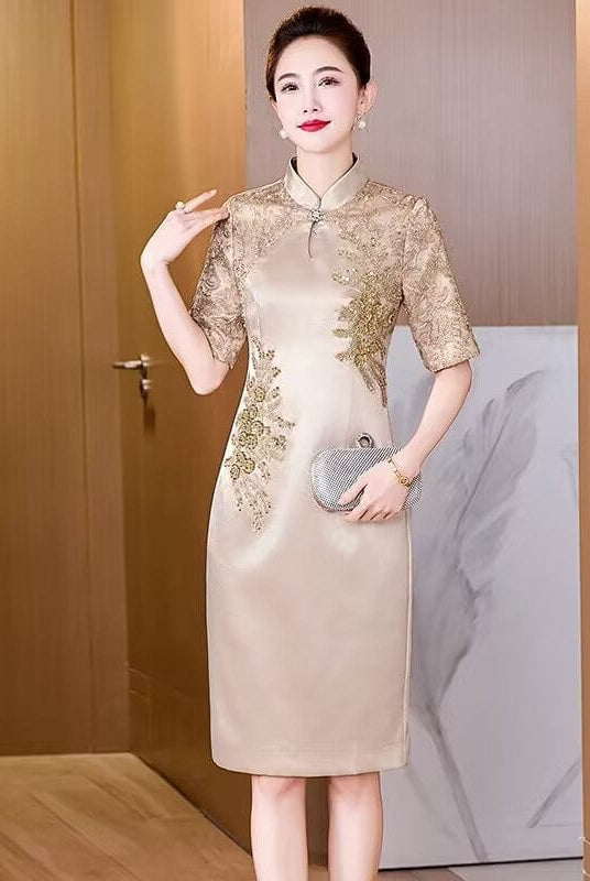Beth and Brian Qipao-LC Floral embroiled, water drop collar midi Cheongsam for mother