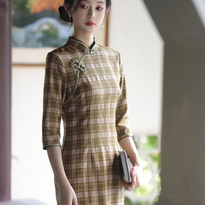 Beth and Brian Qipao-MLS Plaid pattern, daily red&green midi Cheongsam