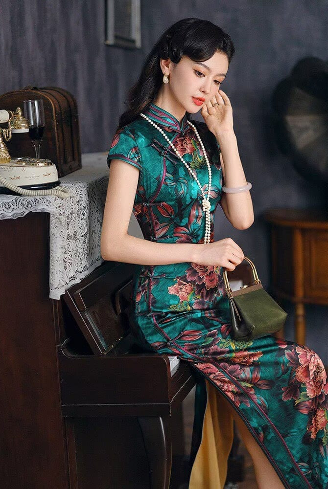 Beth and Brian Qipao-JD Old Shanghai style, 19 mome mulberry silk, high-end green long Cheongsam