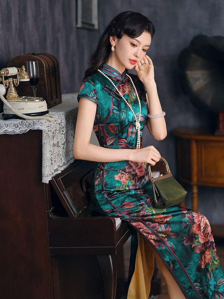 Beth and Brian Qipao-JD Old Shanghai style, 19 mome mulberry silk, high-end green long Cheongsam