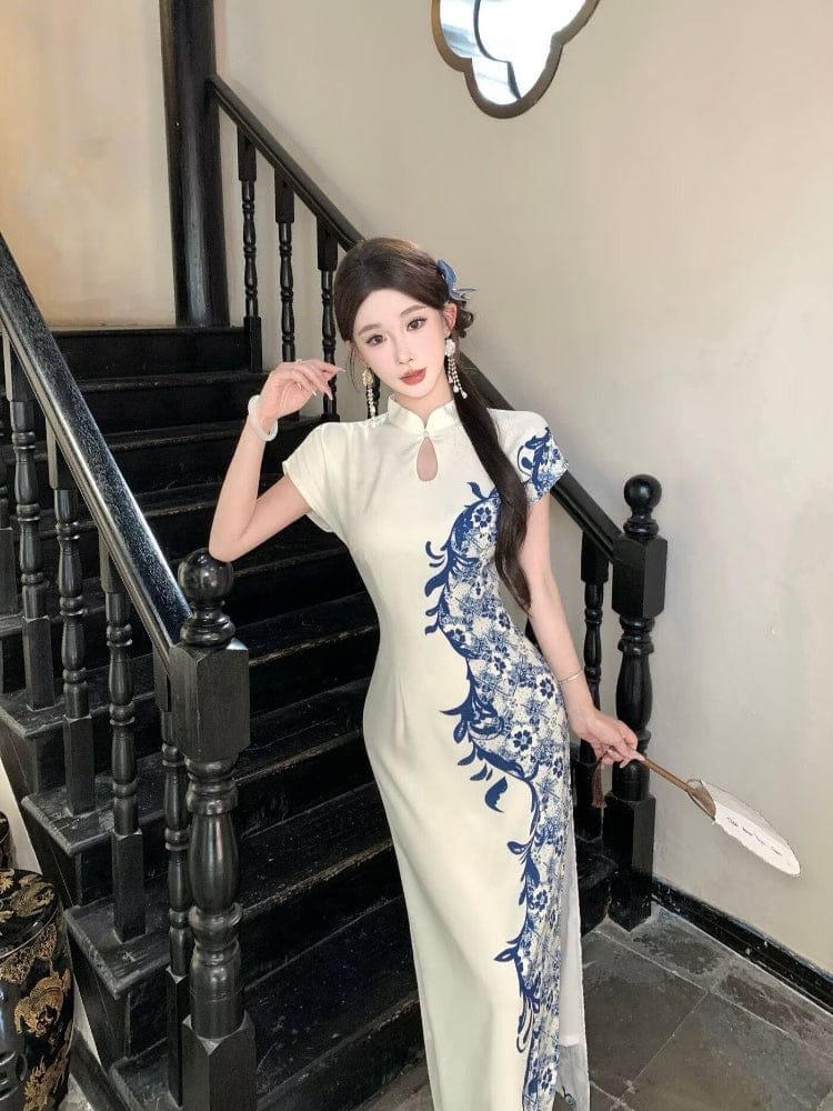 Beth and Brian Qipao-SS Blue and white porcelain pattens, water-drop collar, ramie long Cheongsam