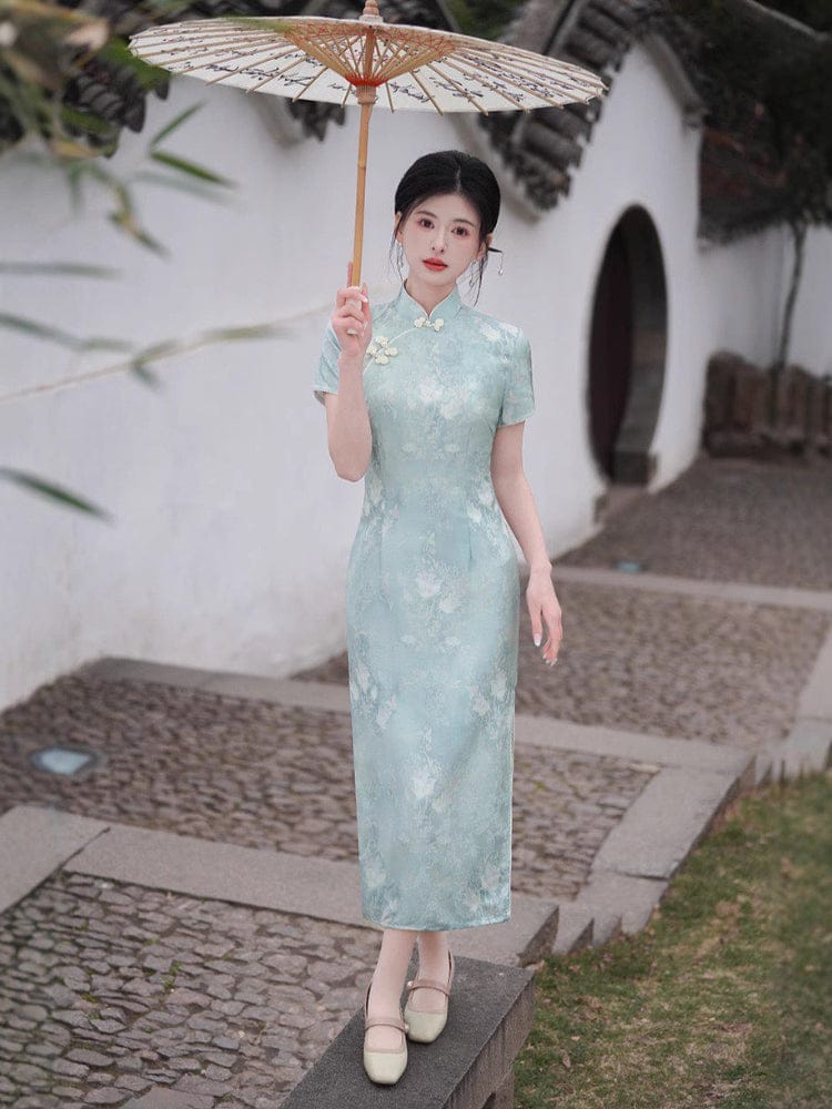 Beth and Brian Qipao-XL Floral pattern, jacquard fabric, blue midi Cheongsam with short sleeves