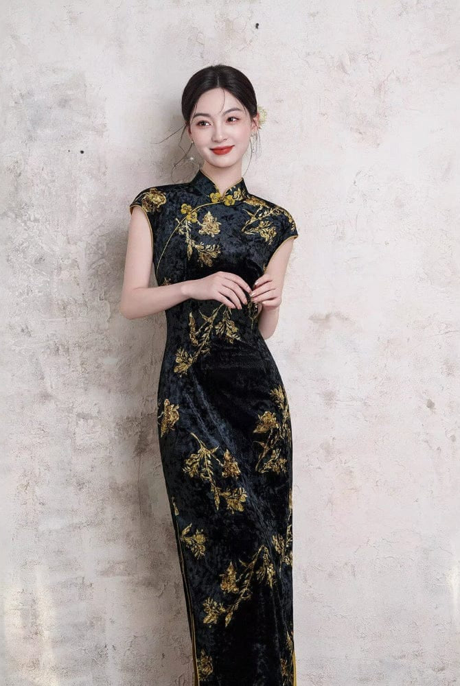 Beth and Brian Qipao-XL Floral pattern, black midi Cheongsam with raglan sleeves