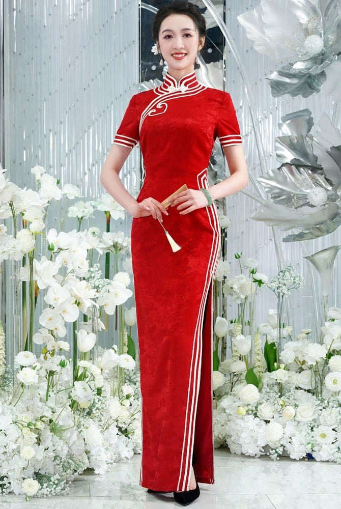 Beth and Brian Qipao-MLL Floral pattern, High-end red long Qipao for mothers