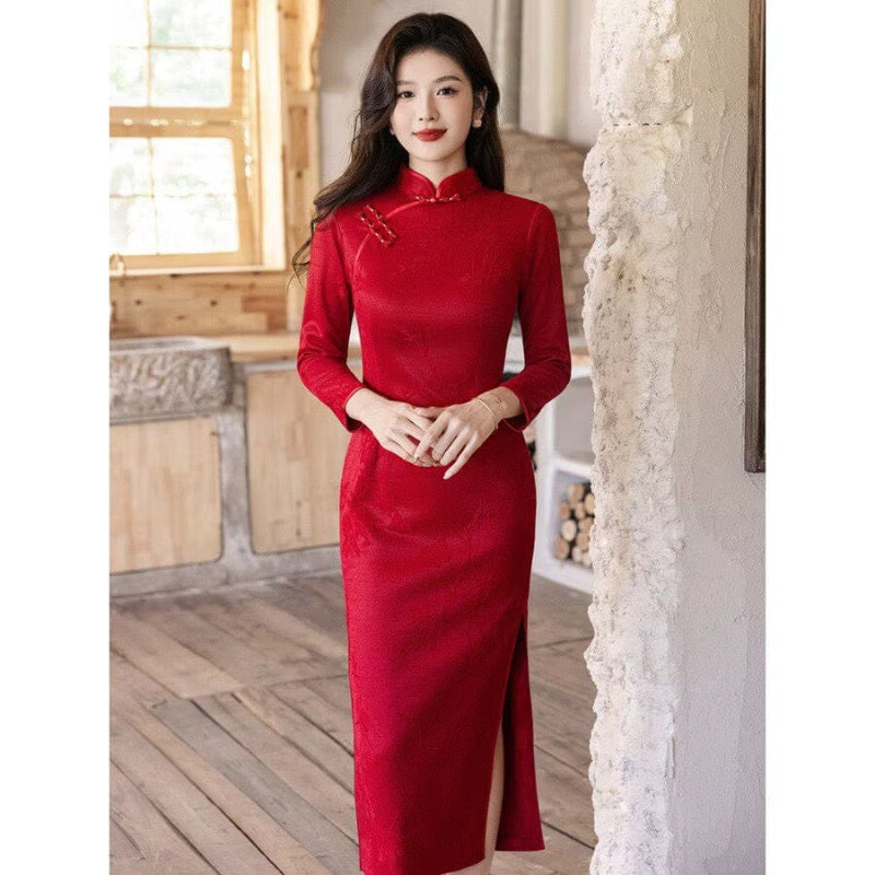 Beth and Brian Qipao-YS Bamboo leaf pattern, velvet red&beige midi Cheongsam