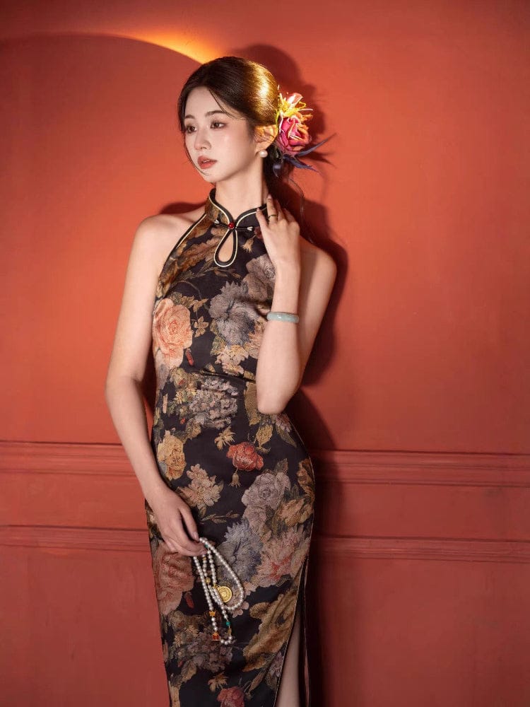 Beth and Brian Qipao-SMQ Sleeveless, water drop collar, halter black midi Cheongsam