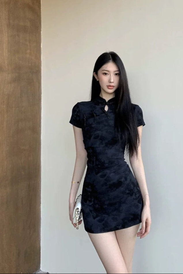 Beth and Brian Qipao-QMZ Butterfly print, short Cheongsam with short sleeves