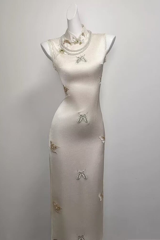 Beth and Brian Qipao-SGN Butterfly embroidery, New Chinese style(新中式), satin long Cheongsam