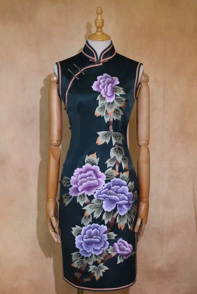 Beth and Brian Qipao-TYM 19 mome mulberry silk, High-end, dark green midi Cheongsam