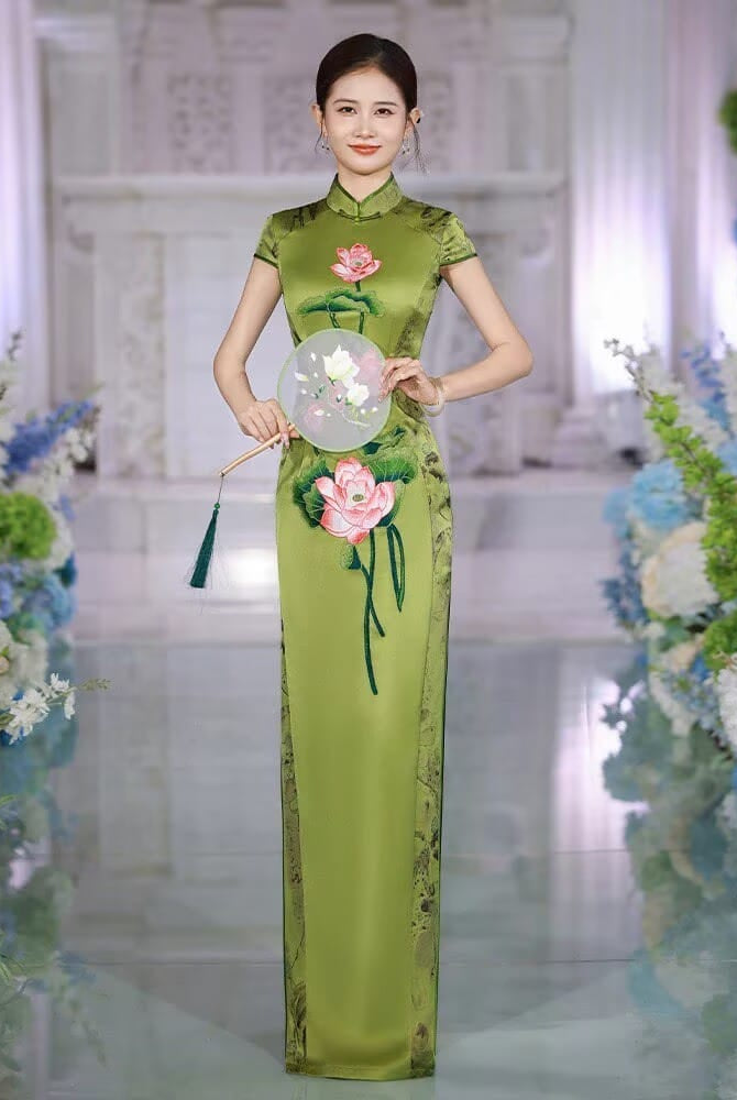Beth and Brian Qipao-SLJX Vintage Summer Lotus Pattern, Green Long Cheongsam