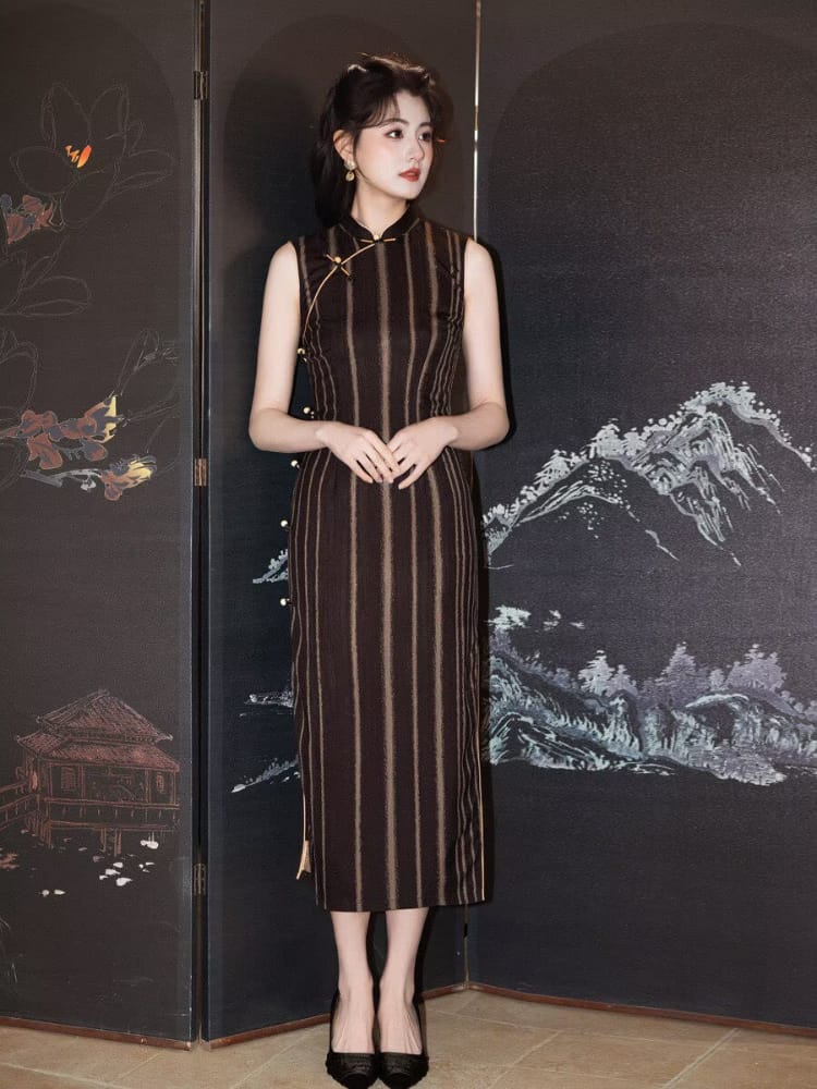 Beth and Brian Qipao-MYJ Old Shanghai style, stripe pattern, black and gold long Cheongsam