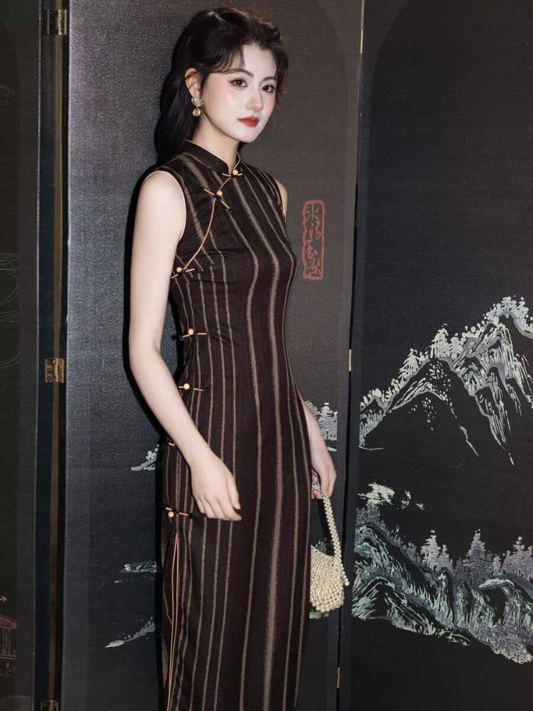Beth and Brian Qipao-MYJ Old Shanghai style, stripe pattern, black and gold long Cheongsam