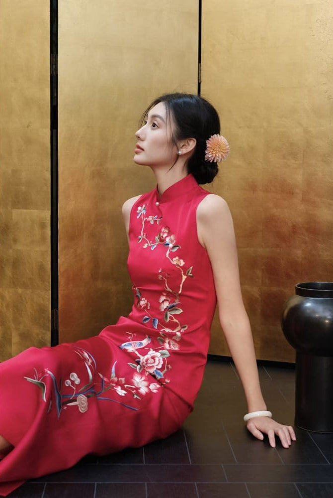 Beth and Brian Qipao-EC Floral embroidery, High-end red long Cheongsam