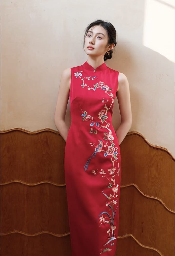 Beth and Brian Qipao-EC Floral embroidery, High-end red long Cheongsam