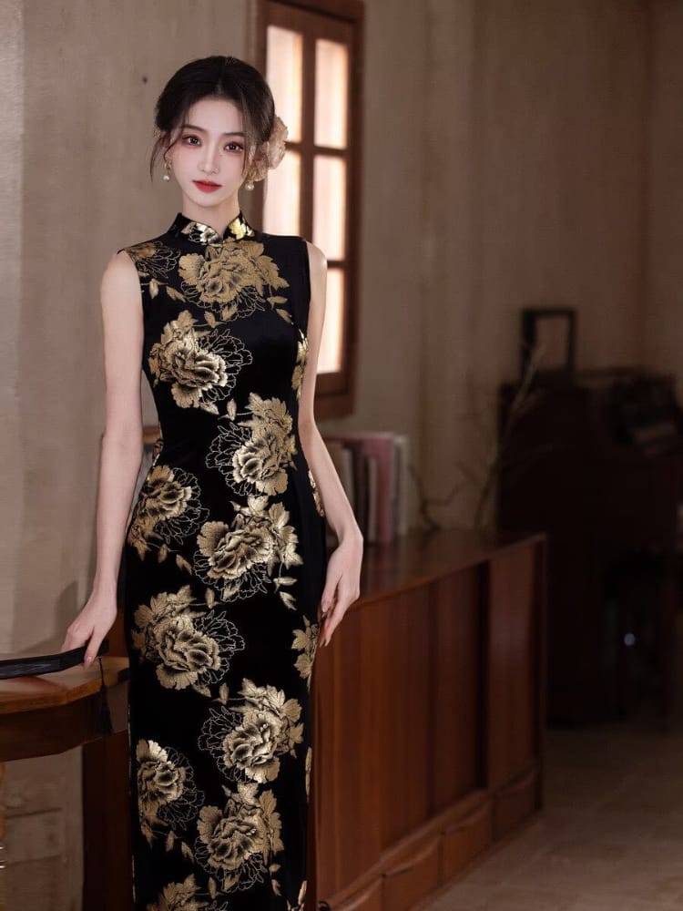 Beth and Brian Qipao-MYJ Gold Foil Stamping, Floral Pattern, Black Long Cheongsam