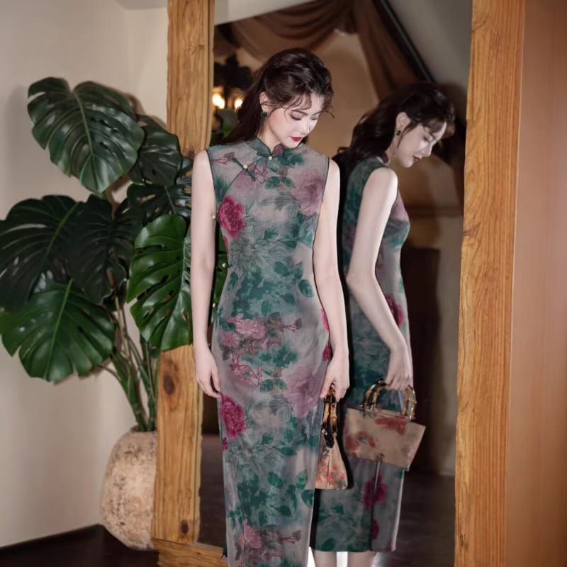 Beth and Brian Qipao-MYJ Ink Wash Peony Pattern, Green Long Cheongsam