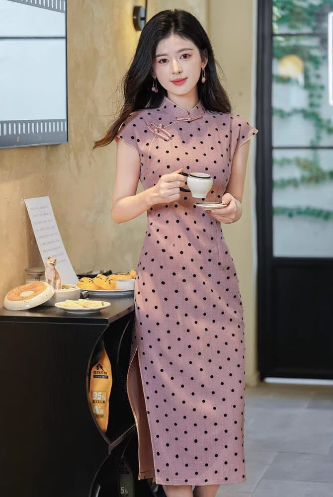 Beth and Brian Qipao-TX Polka Dot Pattern, Retro Literary Mid-length Cheongsam