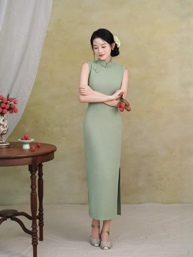 Beth and Brian Qipao-TX Sleeveless, plain pattern, silk linen midi Cheongsam