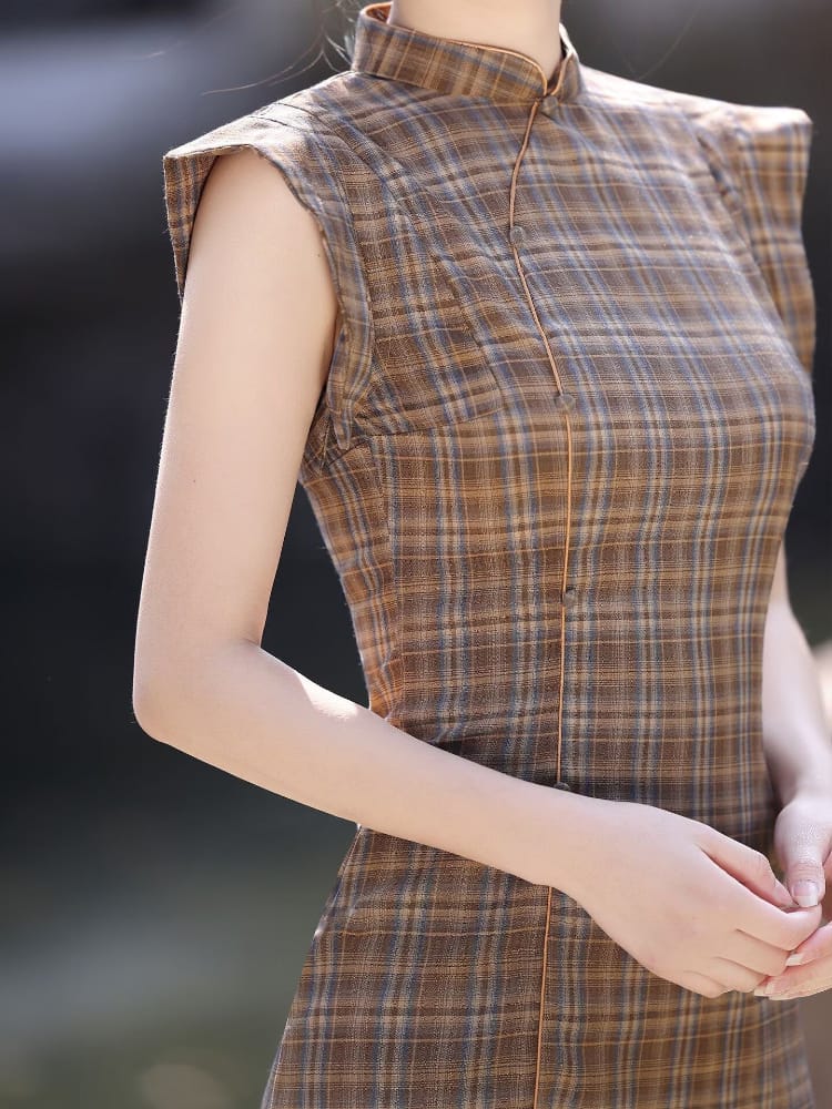 Beth and Brian Qipao-LSB Flutter sleeves, plaid pattern, retro mini Cheongsam