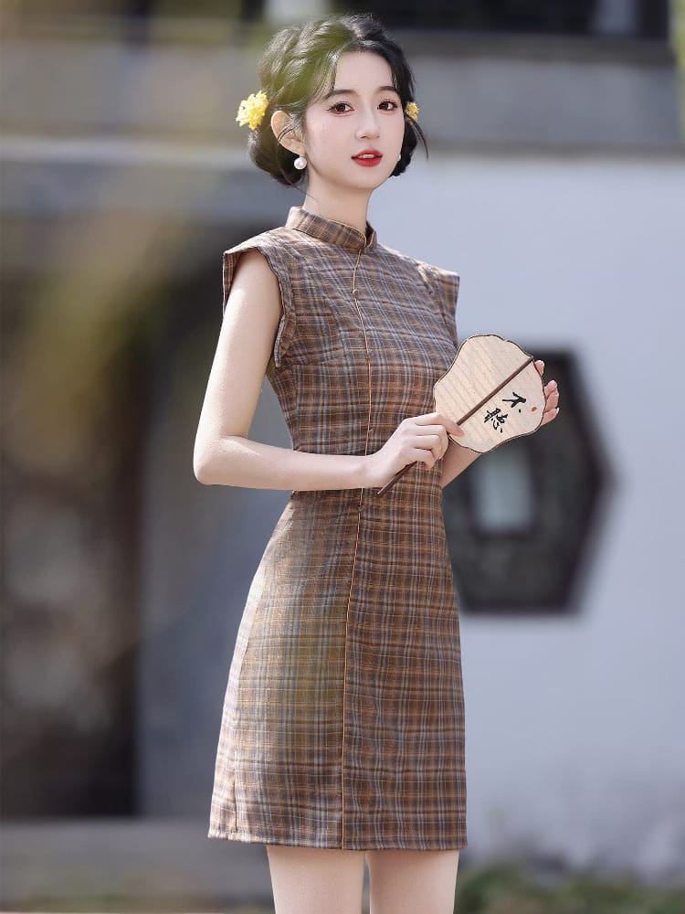 Beth and Brian Qipao-LSB Flutter sleeves, plaid pattern, retro mini Cheongsam