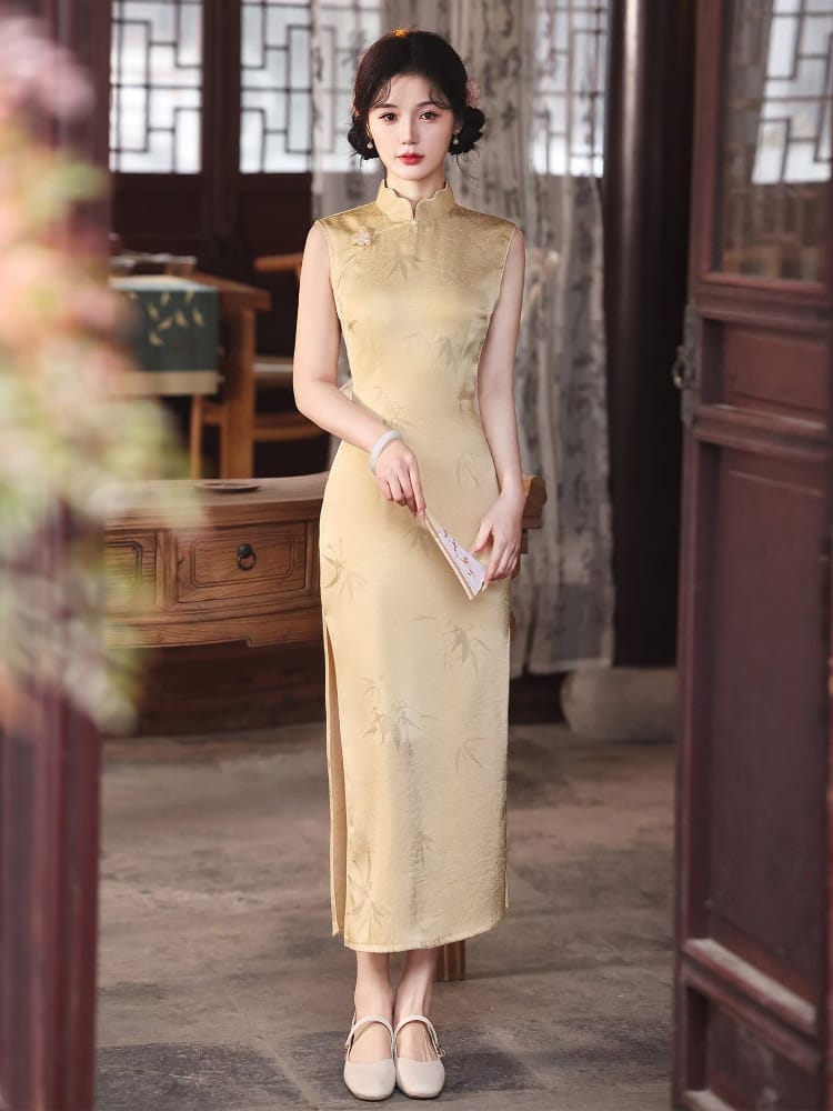 Beth and Brian Qipao-LSB Sleeveless, bamboo leaf print, gold midi Cheongsam