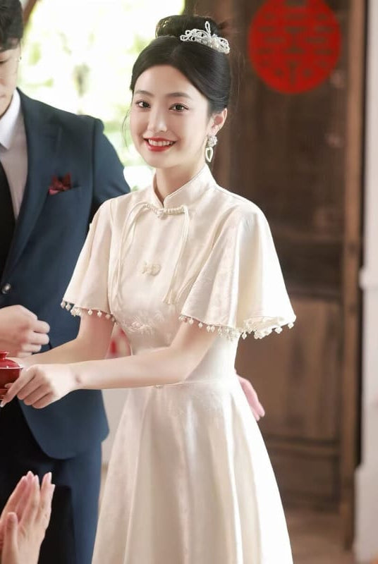 Beth and Brian Qipao-WX Luna | Elegant Red Midi Cheongsam with Pearl-Trimmed Flounce Sleeves