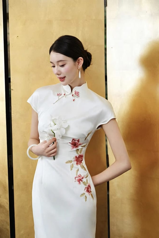 Beth and Brian Qipao-EC Lillian’s Elegant Satin Wedding Long Cheongsam