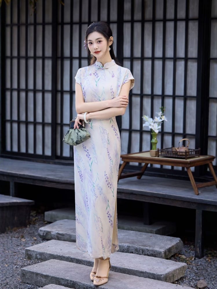 Beth and Brian Qipao-JQZ Lavender Floral Nettle‑Weave Long Cheongsam